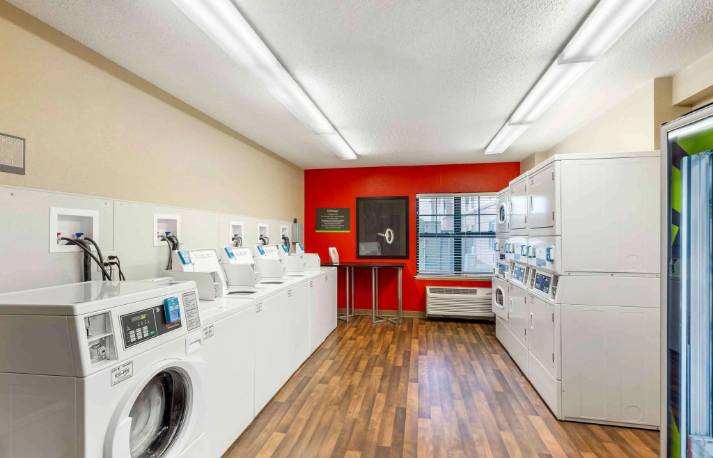 Extended Stay America Select Suites - Chicago - Naperville - West