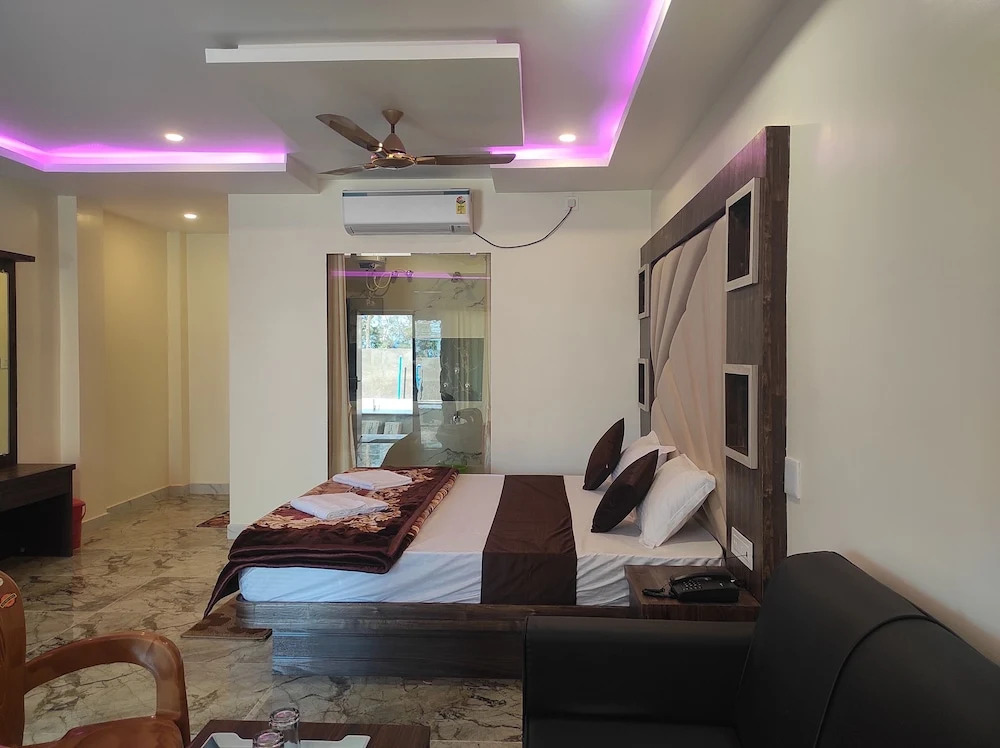 Golden Sand Beach Resort
