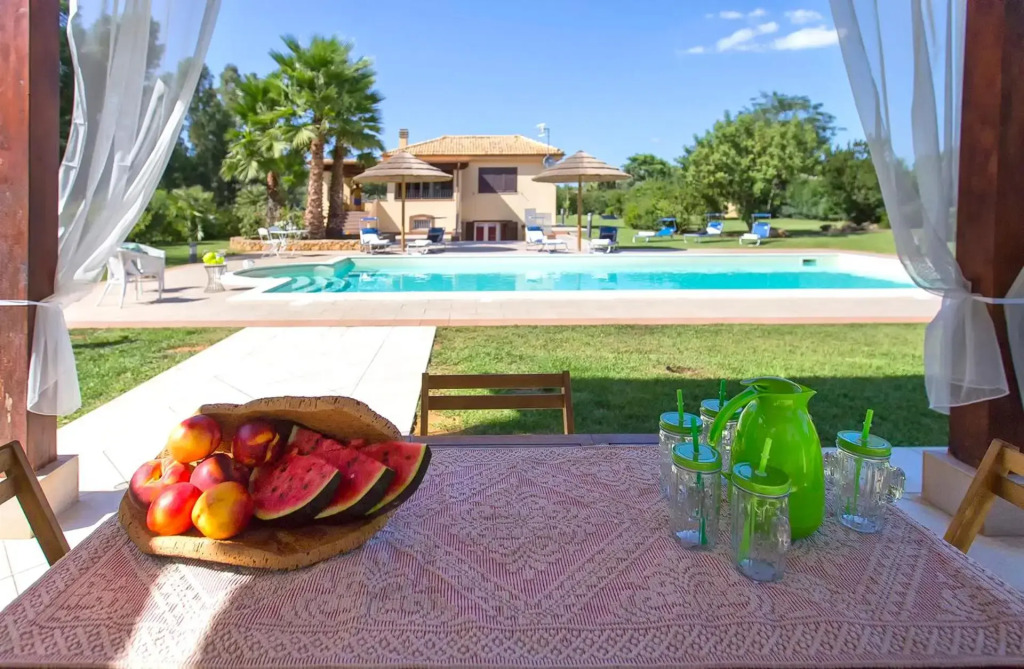 Alghero Villa Morena with exclusive swimming pool and large garden