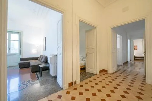 Flat 4 bedrooms 2 bathrooms - Genoa