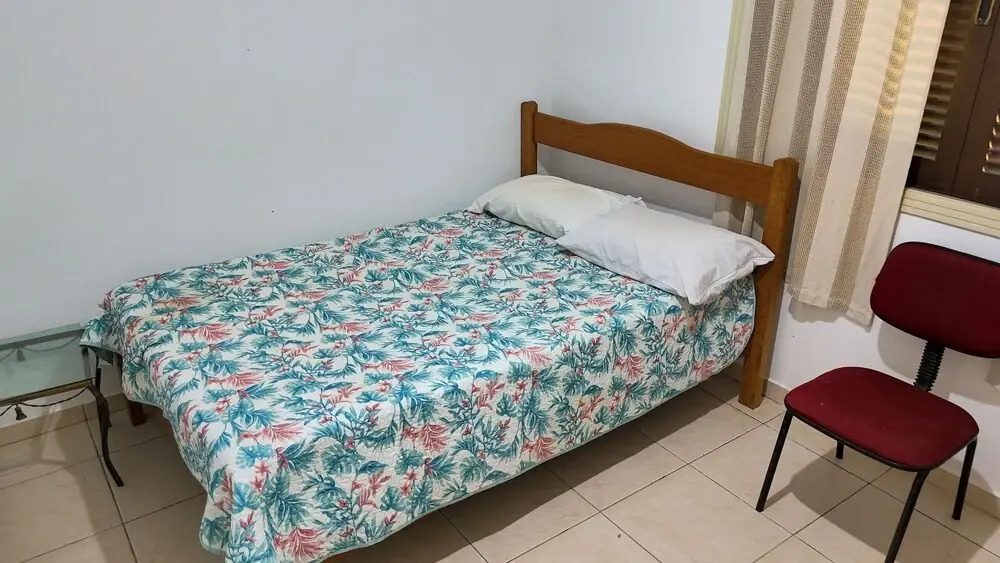 Casa a 200m da Praia com Piscina Privativa para Grupos em Boracéia