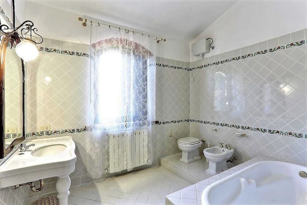 Relais Casale Il Poggetto VILLA PAOLA by Zoom In Earth