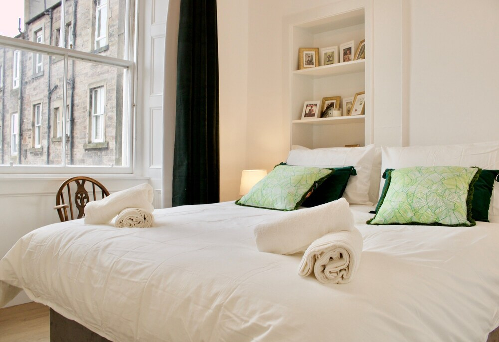 Castle View Apartment