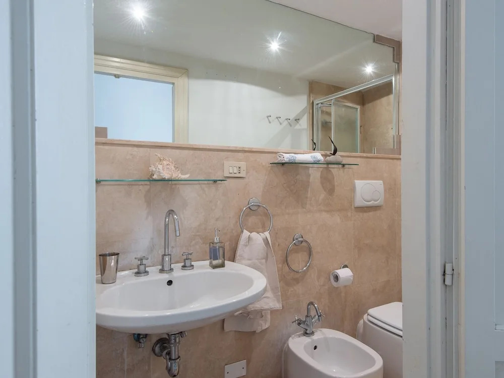 Esquilno Garden Apartment