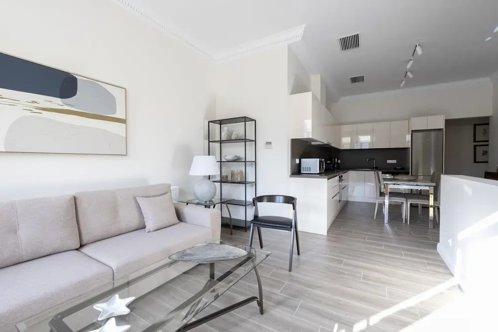 Ancient Athens Great Apt Home Office w Acropolis View