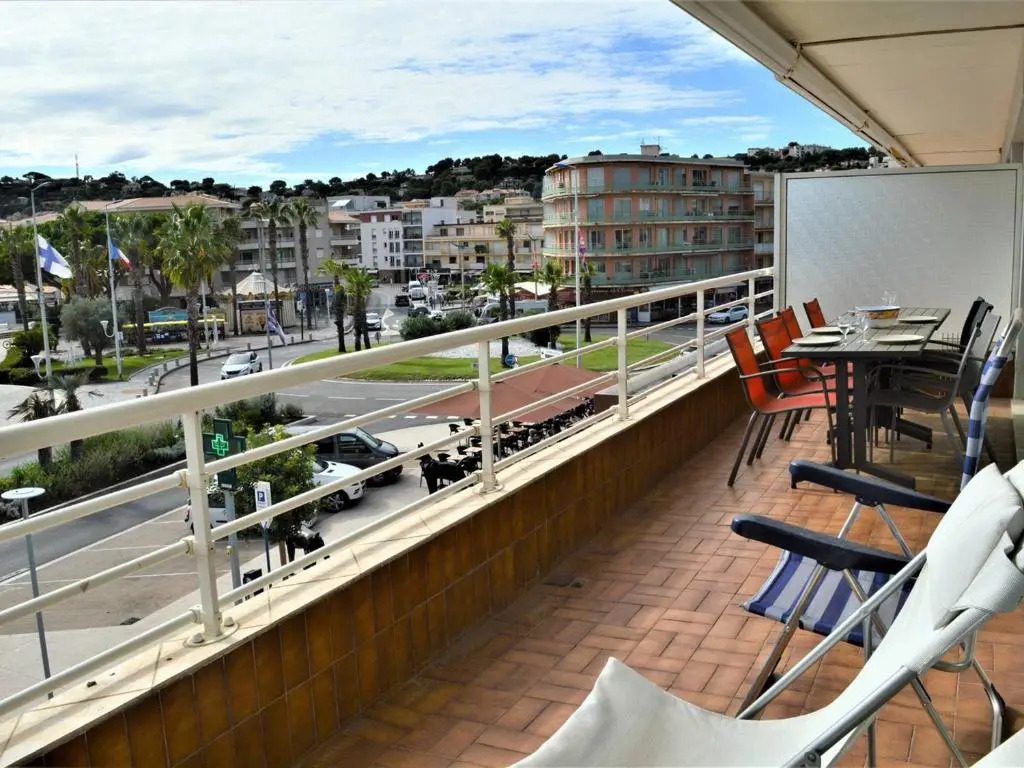 Appartement Cavalaire-sur-Mer, 3 pièces, 6 personnes - FR-1-226B-112