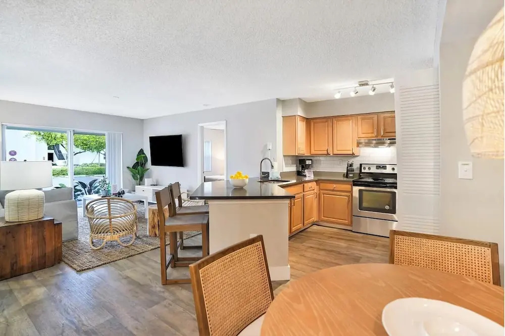 Dharma Home Suites Dania Beach at Sheridan Ocean Club