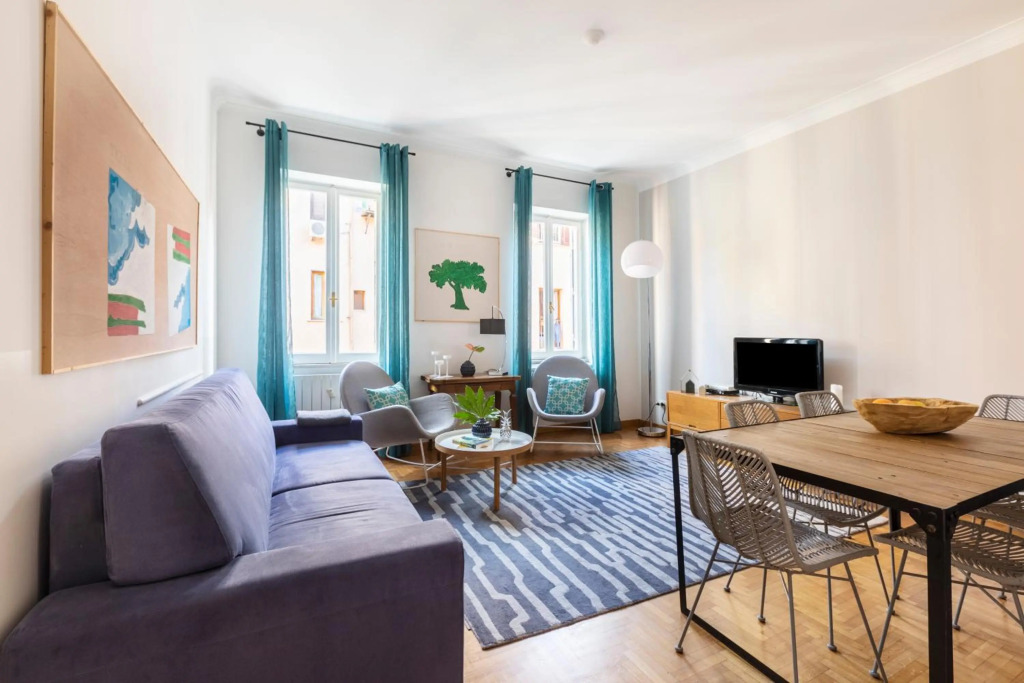 ROMAC - Condotti Suite by Spanish Steps