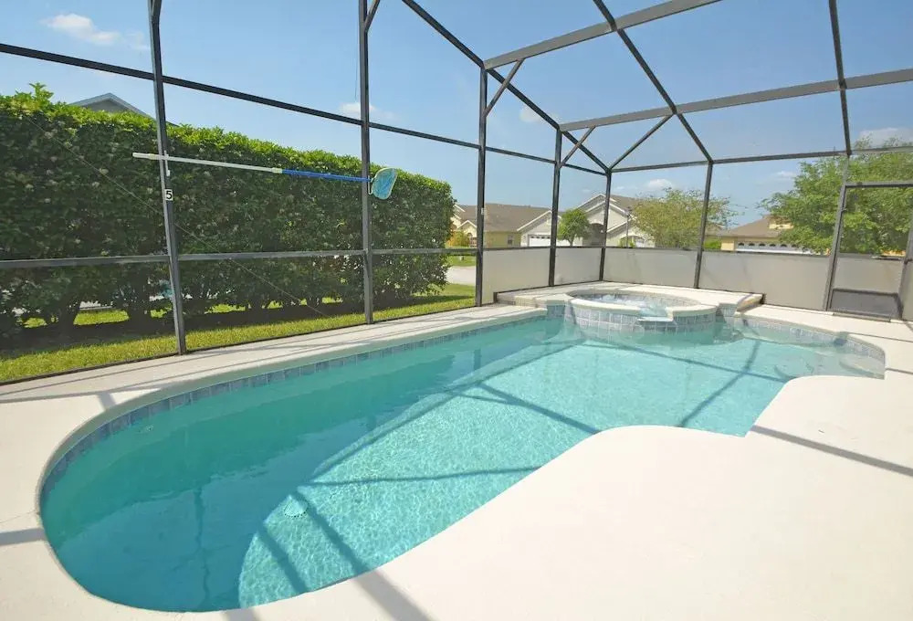 345 Woodward Place 4 Br villa by RedAwning