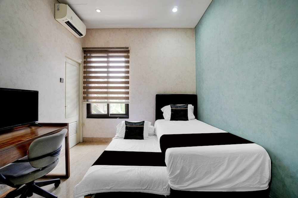 OYO 95214 Ohana Residence Karawaci