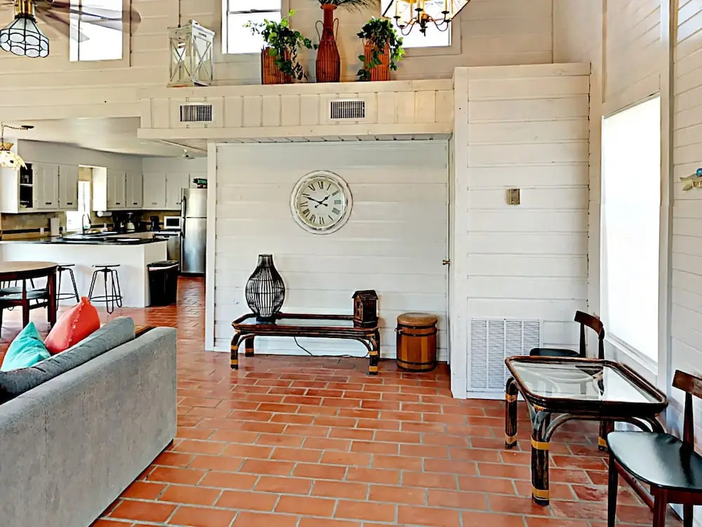 Cabinessence At La Playa - Two Bedroom Home