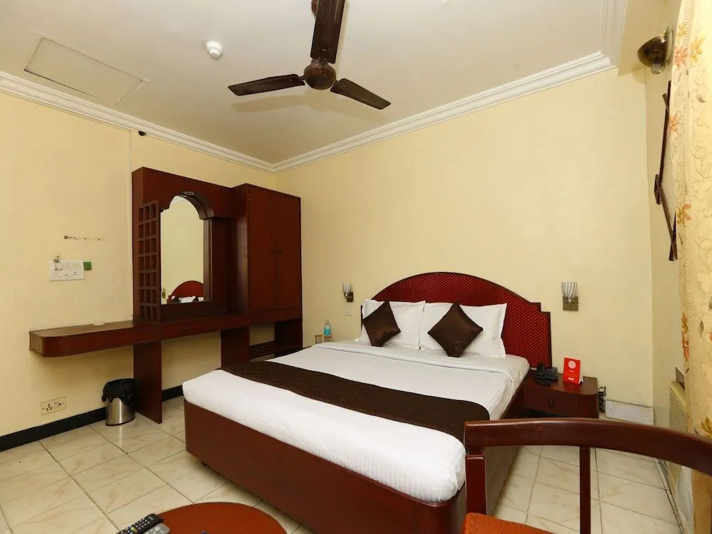 OYO 6759 Hotel Sky Park