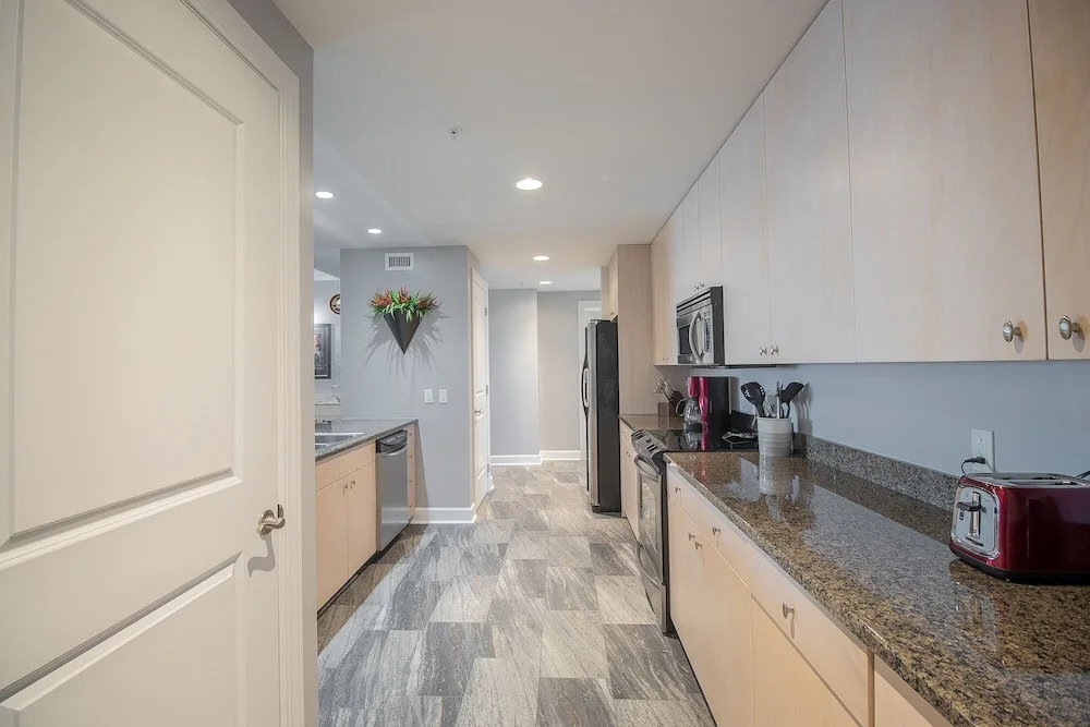Sea Breeze 1011 Penthouse