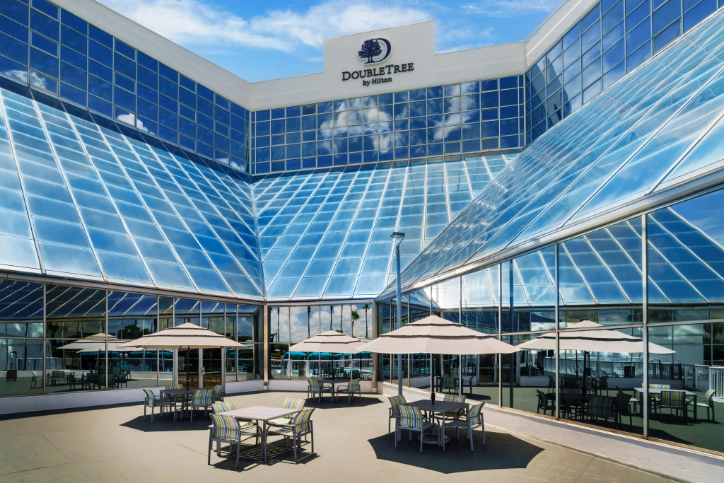 DoubleTree by Hilton Orlando Airport Hotel