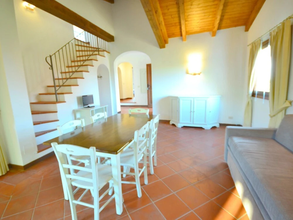 Traditional villa in Stintino with private garden and pool