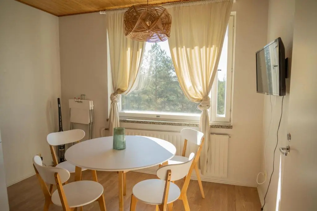 Design apartment with lake view, sauna, fireplace