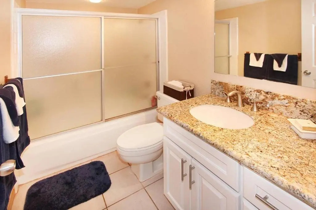 Island Sands Resort 305