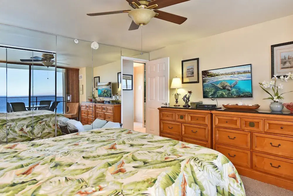 Mahana Resort #1104 1 Bedroom Condo by RedAwning