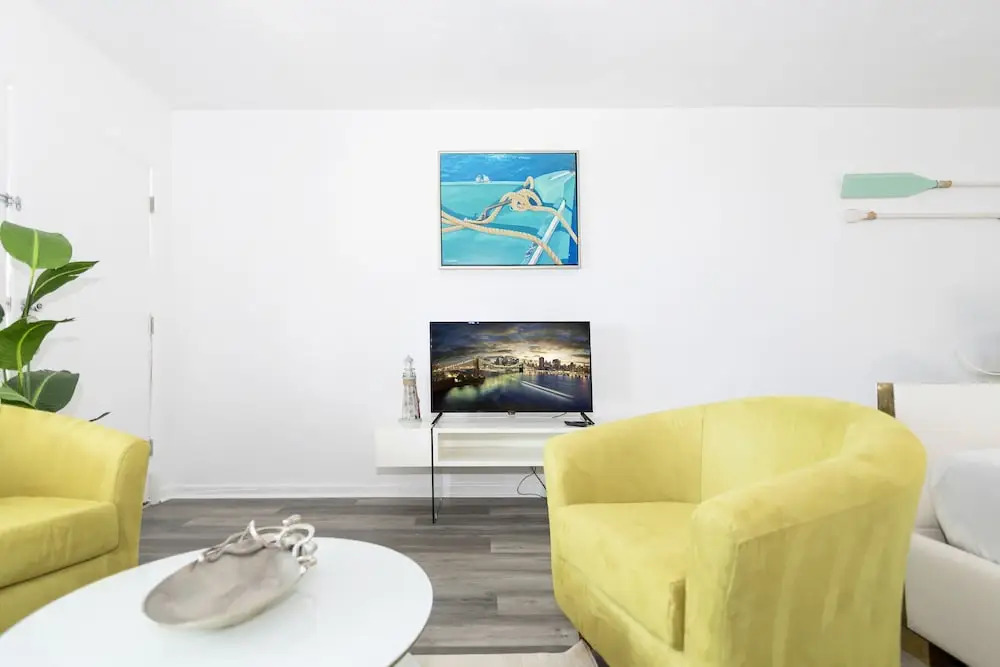 Sofi Beach Apartments