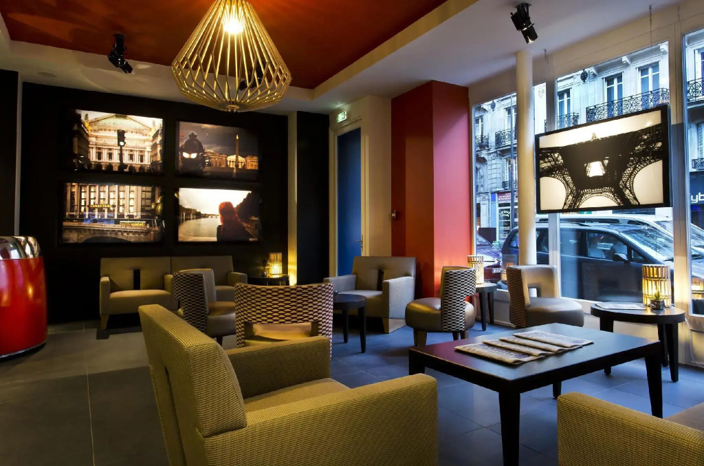 Hotel Atmospheres