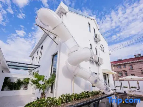 Yubai phase I B & B (Shanghai international tourist resort)