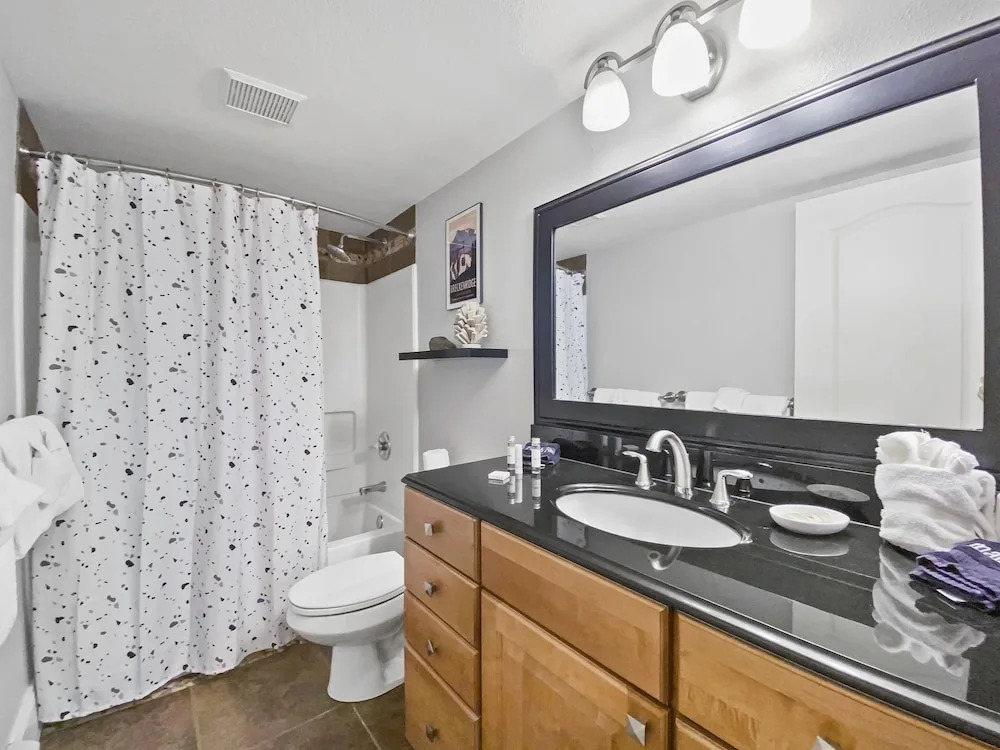 Swans Nest Villa 1304 2 Bedroom Condo by RedAwning