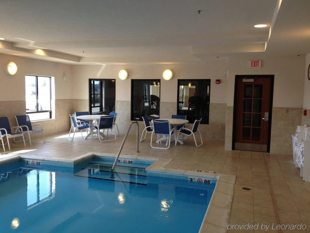 Holiday Inn Express & Suites Morton Peoria Area by IHG