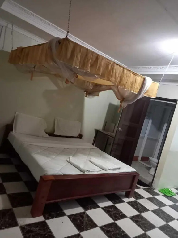 Newstead Hotel