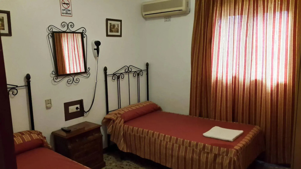 Pension Los Faroles
