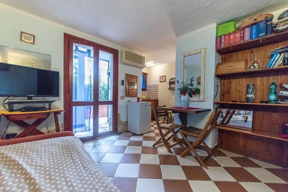 Independent Studio by the sea