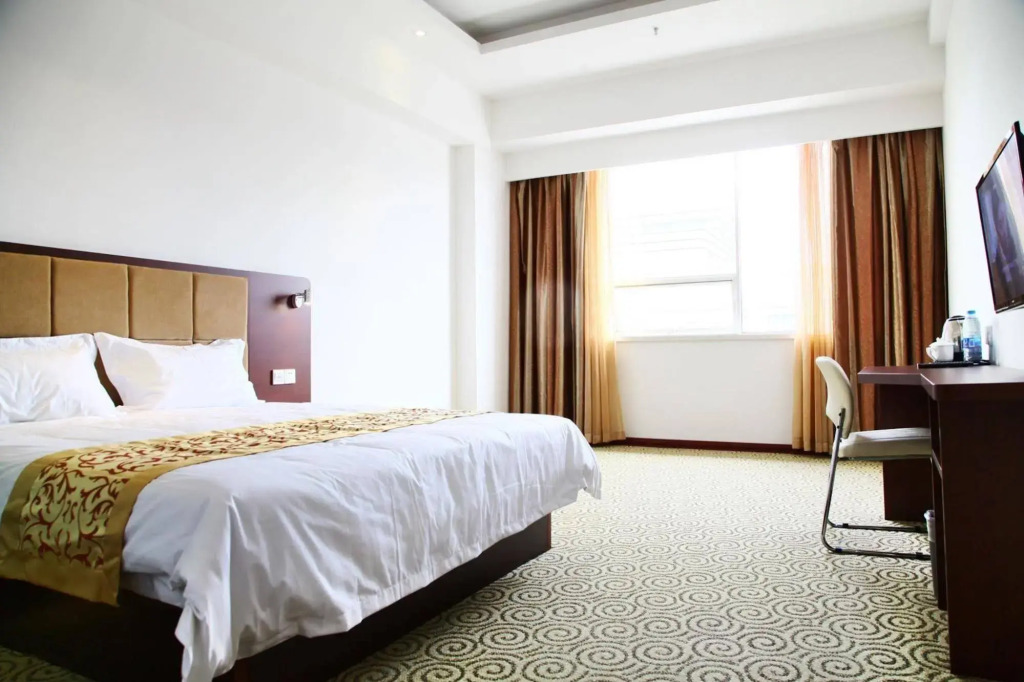 Dalian Free Trade Center Hotel