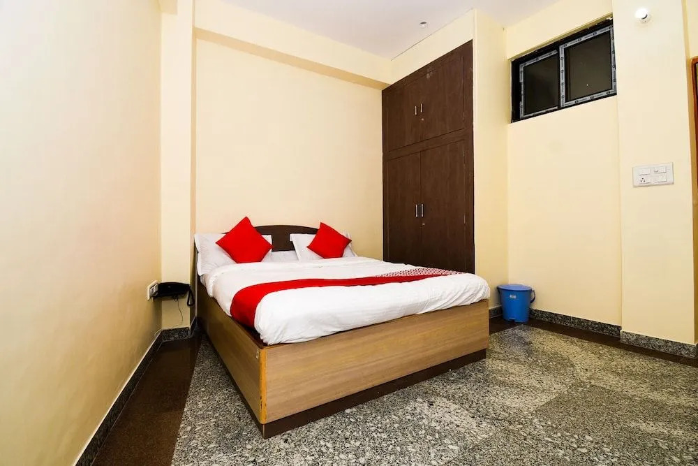 Oyo 27876 Hotel Preminn