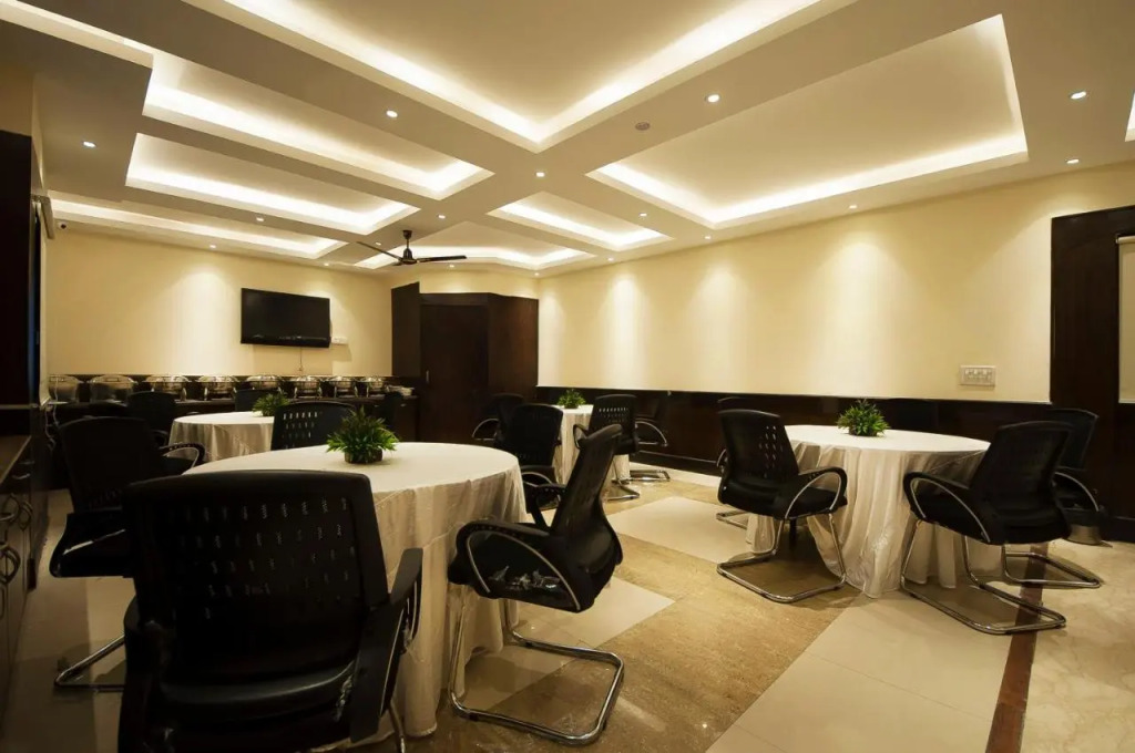 The Oakland plaza - Nehru Place by Orion Hotels
