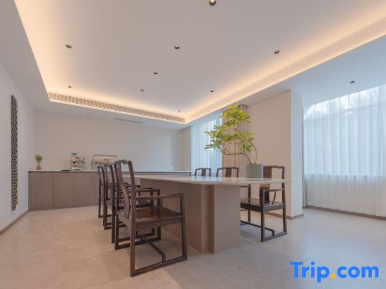 Green Bamboo Stone Hotel (Shijiazhuang Tiedao University Mingzhu Park Branch)
