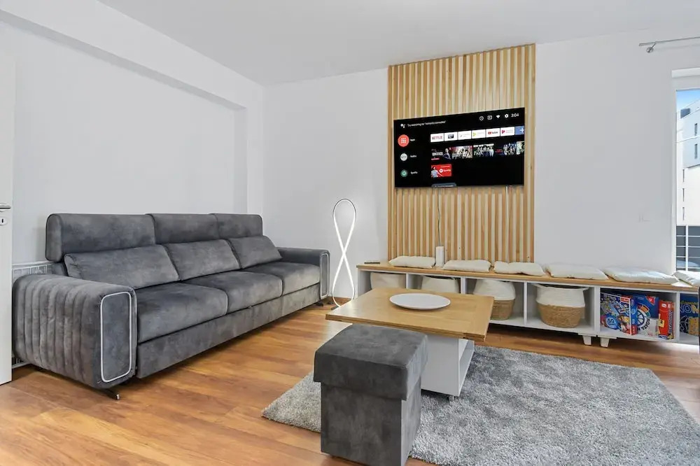 Karina 2BDR Apartment