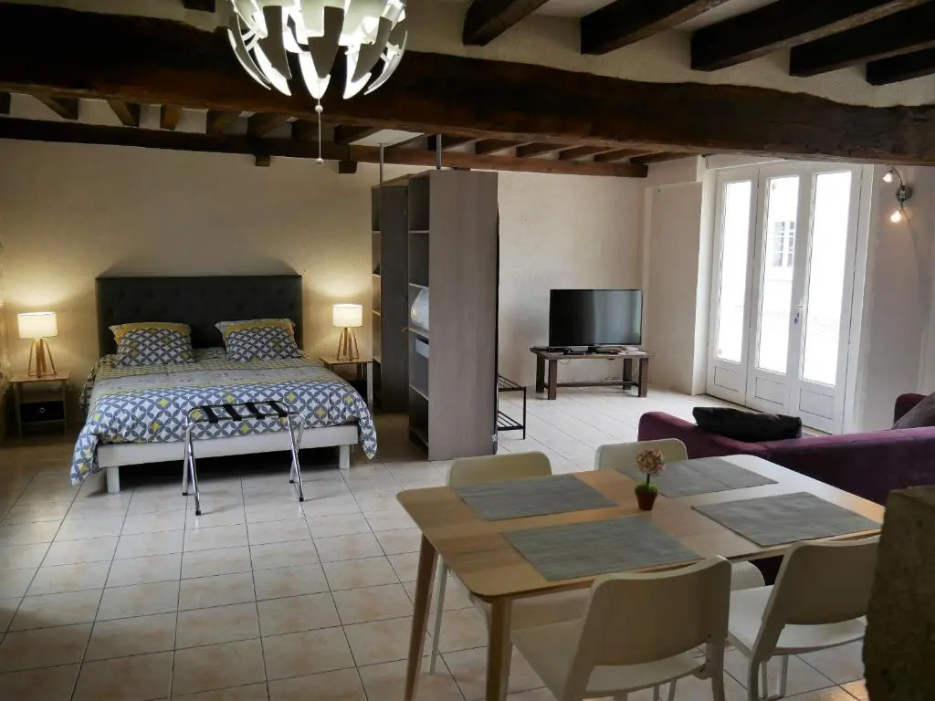 Gîte La Chapelle-Onzerain, 2 pièces, 2 personnes - FR-1-590-152