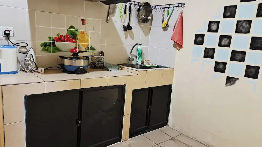 Natol Homestay - LA Tabuan Jaya