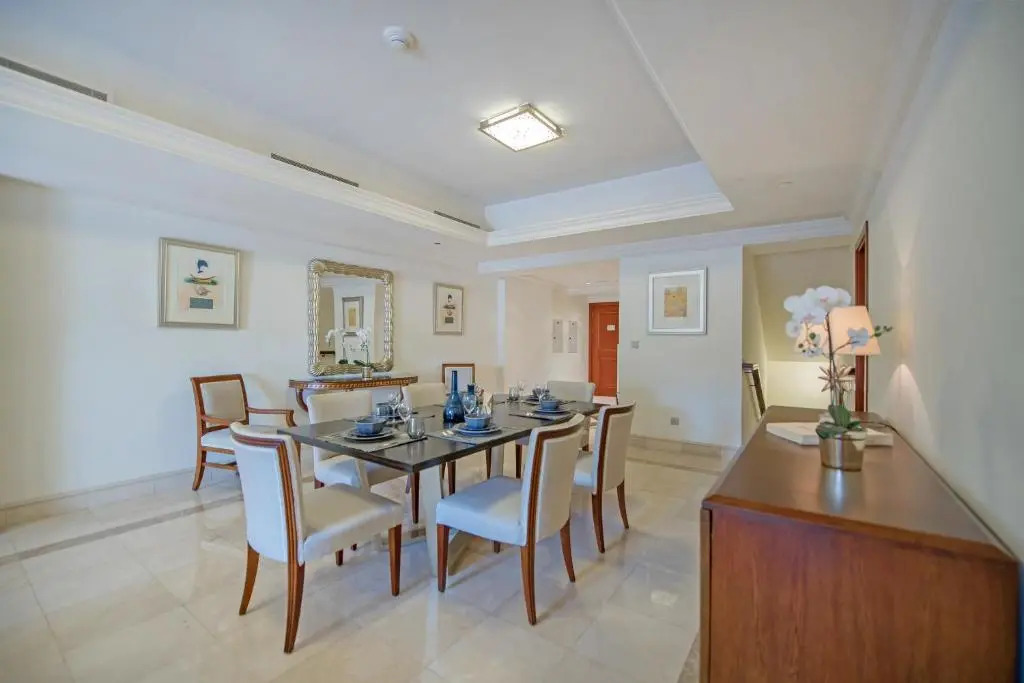 Luxurious 3BR Townhouse with Maid's & Private Pool in Palm Jumeirah