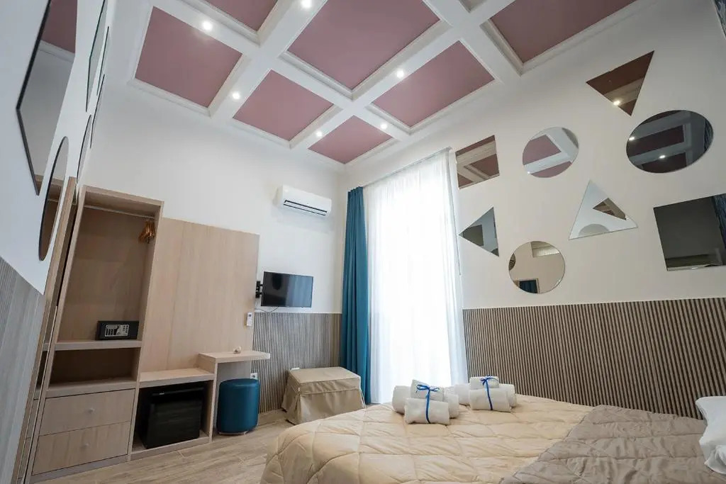 HR Boutique Porto, Napoli Centro, by ClaPa Group