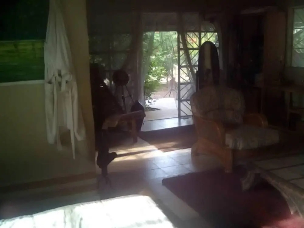 Cottage Sleeps 6 with Private Patios
