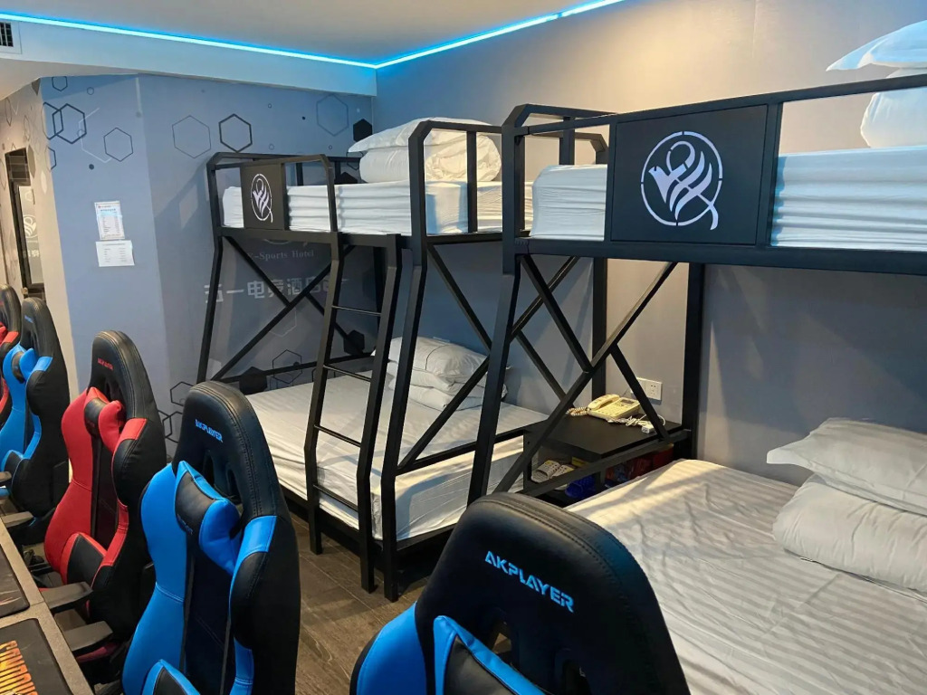 Wuyi E-Sports Hotel