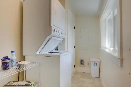 Albany-Close to Old Mill-3BR/2BA