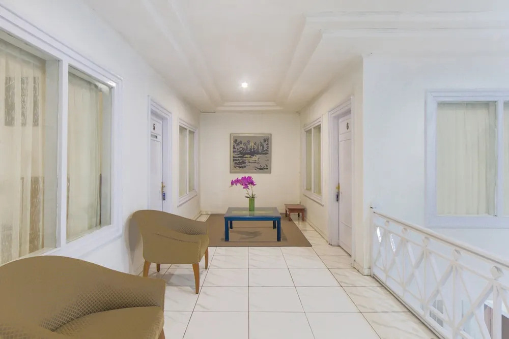 Rumah Enin by OYO Rooms