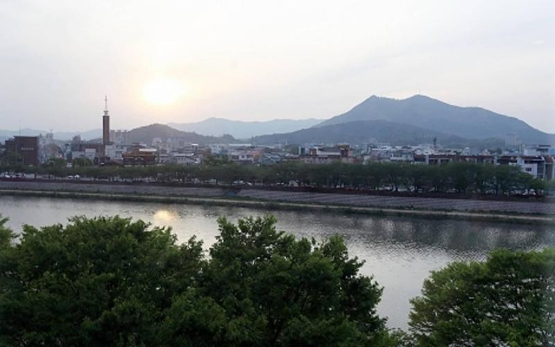 Namwon River Motel