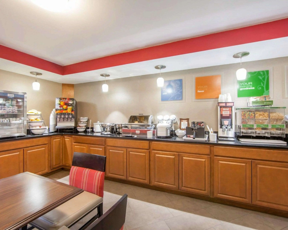 Comfort Inn at Royal Blue