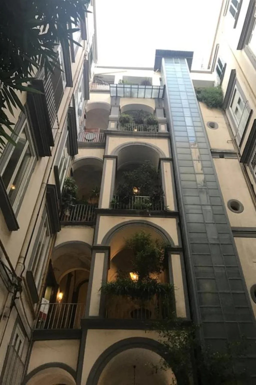 B&B Chiaia 216