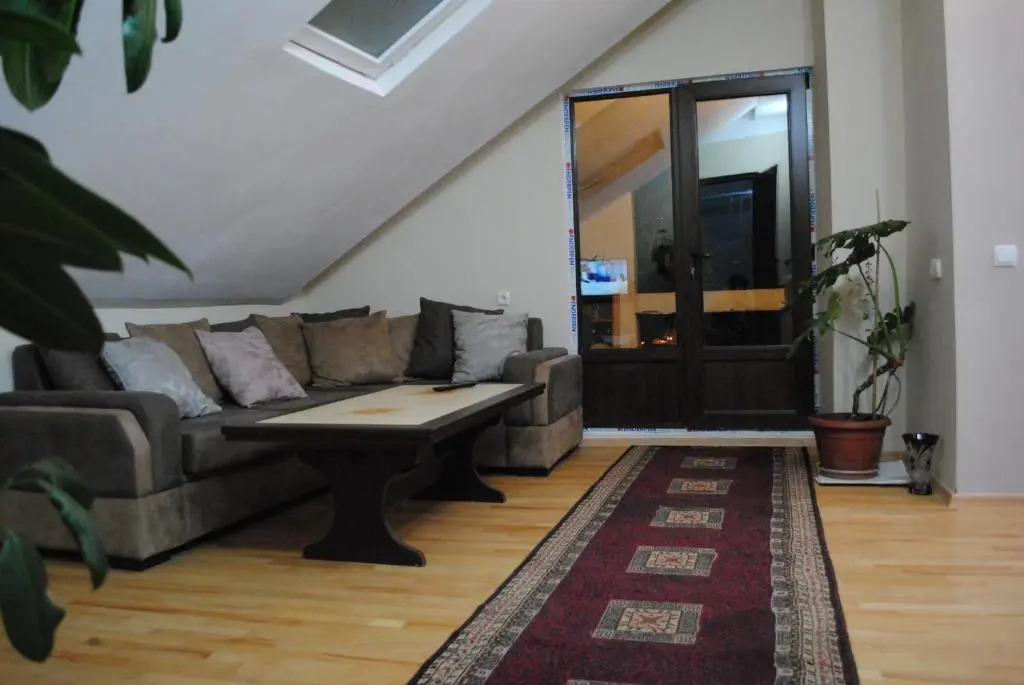 Family Guesthouse - MACHARASHVILI