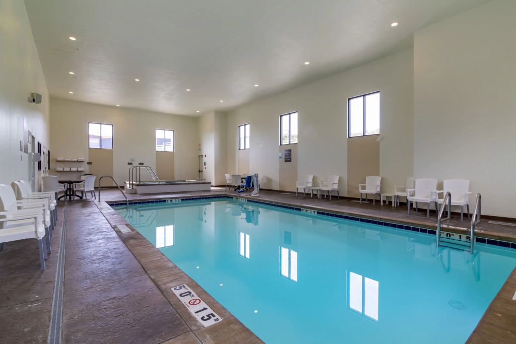 Quality Inn & Suites Minot North