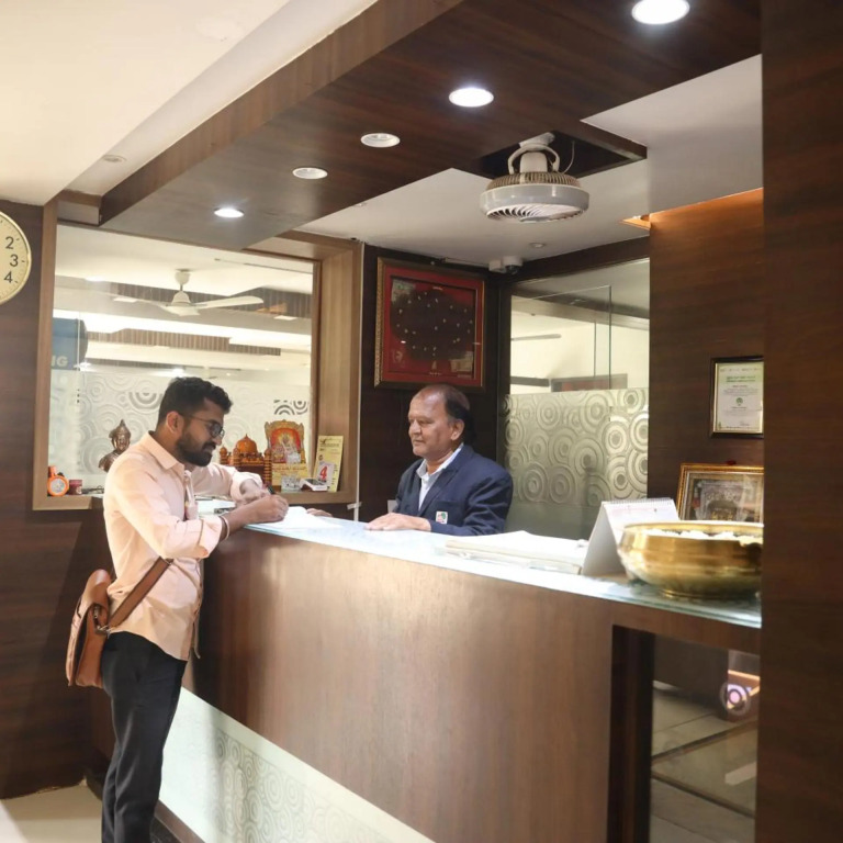 Hotel Madhuvan International