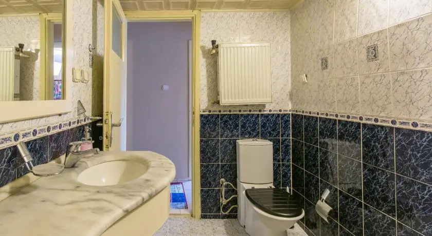 Ada House Bornova 1